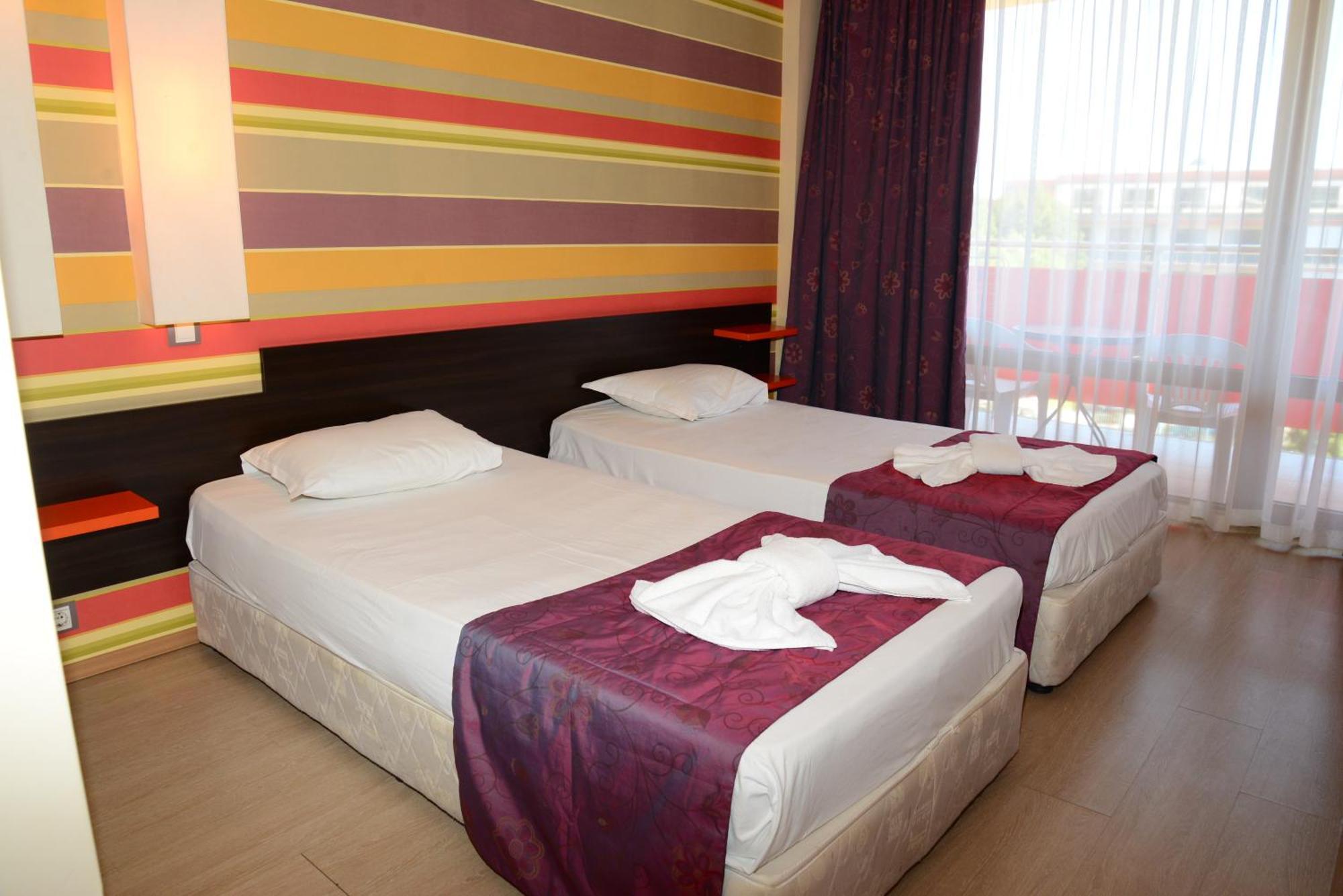 North Beach Hotel Πριμόρσκο Εξωτερικό φωτογραφία